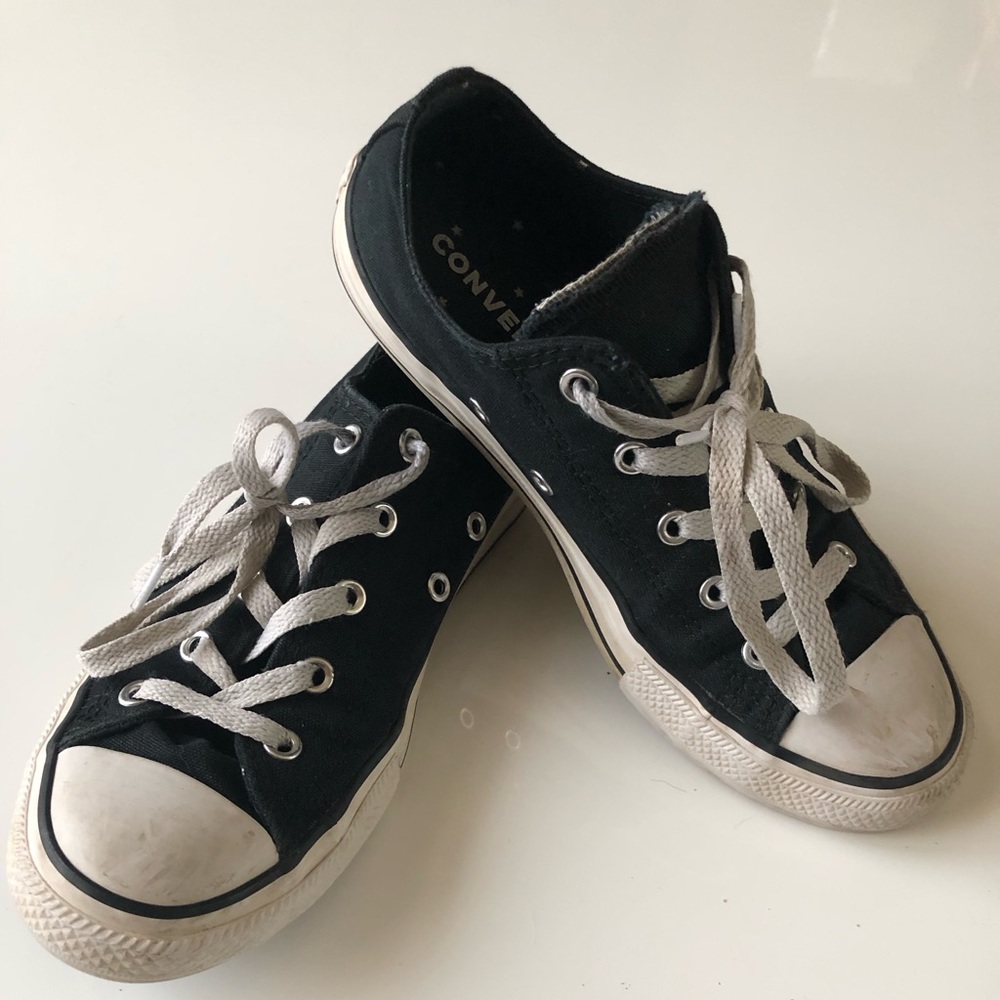 Kids converse size 3
